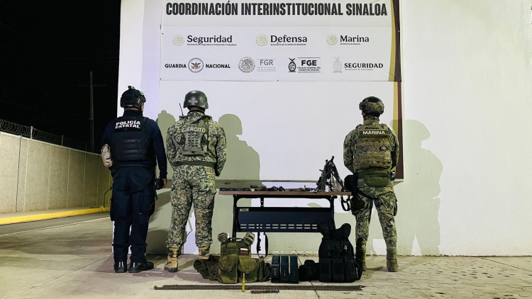 Tras la agresi&oacute;n en Villa Ju&aacute;rez, en Navolato, Grupo Interinstitucional detiene a 2 civiles armados y asegura una camioneta robada