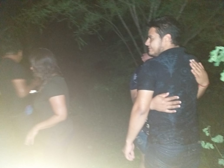 Rescatan de las inundaciones a 15 personas en sindicatura de Emiliano Zapata, Culiac&aacute;n