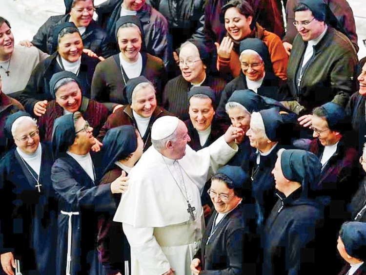 Papa Francisco aprueba que las mujeres puedan votar en la pr&oacute;xima reuni&oacute;n de obispos