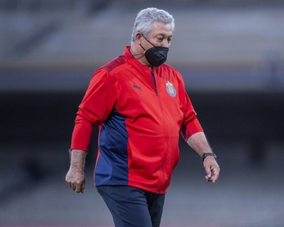 Cesan a V&iacute;ctor Manuel Vucetich de la direcci&oacute;n t&eacute;cnica de las Chivas