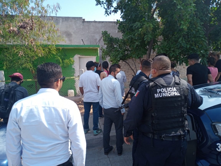 Asesinan a balazos a dos hombres dentro de su domicilio