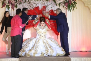 Leticia I nueva Reyna de los Juegos Florales del Carnaval Guam&uacute;chil 2023