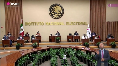 INE ordena acciones legales contra "Plan B" por poner en riesgo elecci&oacute;n presidencial