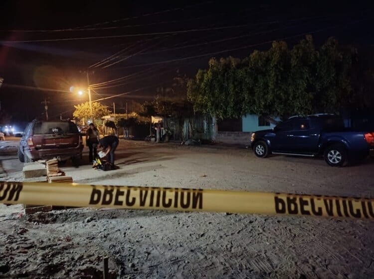 Asesinan a hombre con arma blanca en Escuinapa