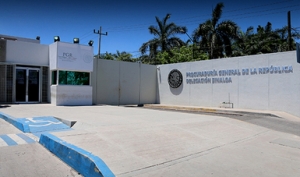 Reportan incendio en las instalaciones de la FGR en Culiac&aacute;n