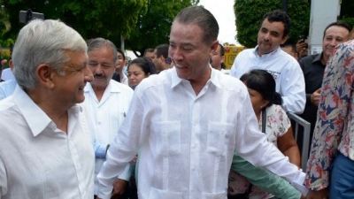 En visita privada AMLO asiste a supervisar el distrito de riego de la Presa Picachos