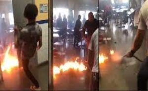 Estudiante brasile&ntilde;o prende fuego a su sal&oacute;n de clases