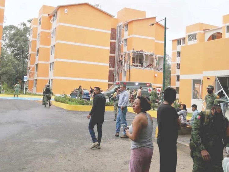 Cuatro militares heridos tras explosi&oacute;n de tanque gas en zona militar de Cuernavaca