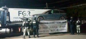 Aseguran camioneta con cartuchos en su interior en el poblado Granja Silvias