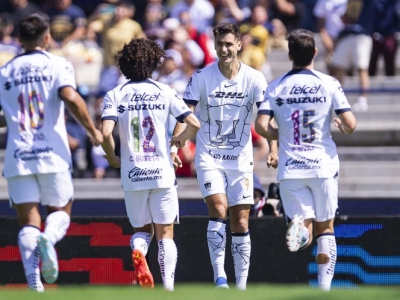 Pumas sue&ntilde;a con liguilla directa tras golear al Atlas