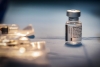Vacuna de Pfizer es eficaz contra &Oacute;micron tras tres dosis: estudio