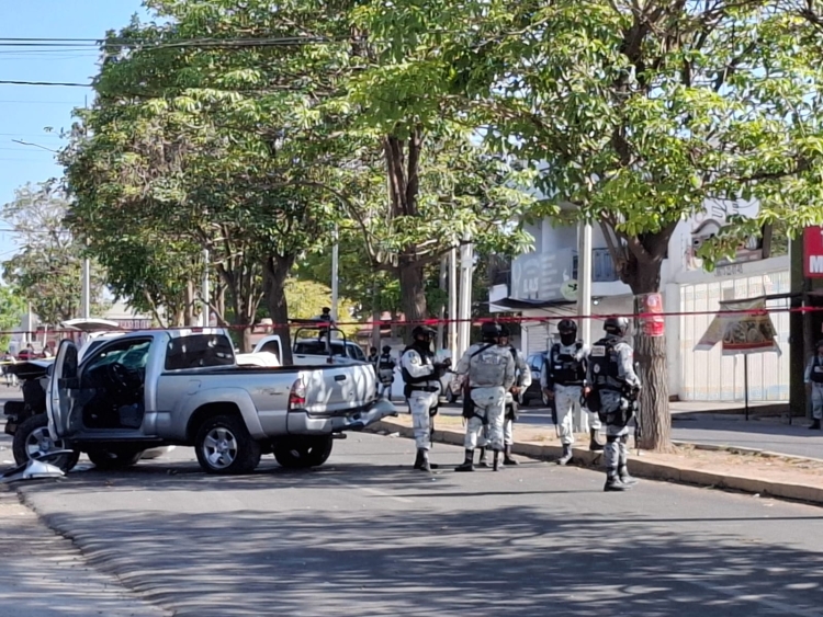 Tres personas resultaron heridas de balas perdidas en la colonia Guadalupe Victoria, Culiac&aacute;n