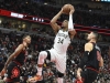 Bucks vencen a Bulls, pero su astro griego Antetokounmpo se lesiona
