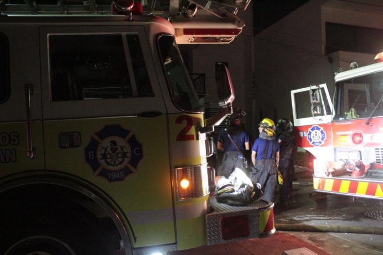 Fuga de gas provoca explosi&oacute;n en Lomas de Tamazula
