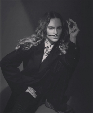 Belinda se convierte en un  hombre y deja asombrados a sus fans.