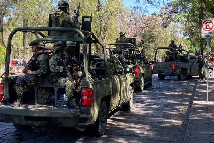 Despliegan Defensa y Marina a m&aacute;s de 12 mil efectivos en Michoac&aacute;n