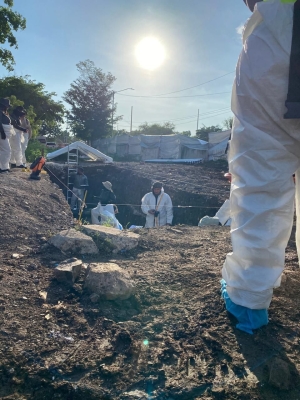 Recuperan primeros cinco cuerpos en la Fosa 1 del pante&oacute;n &ldquo;21 de Marzo&rdquo;