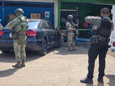 2 hombres quedan heridos a balazos en un asalto en el Mercado de Abastos, al Sur de Culiac&aacute;n