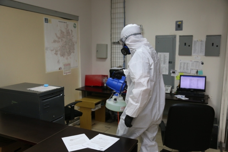 Instalaciones de la SSP Sinaloa y Polic&iacute;a Estatal son sanitizadas para garantizar un espacio de trabajo seguro