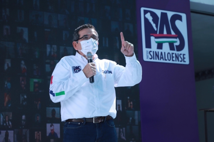 El PRI y MC responsables del gasto de 3.5 MDP para reimprimir las boletas, acus&oacute; Cu&eacute;n