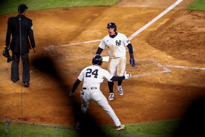 Yanquis toman ventaja en la Serie de Campeonato de la Americana