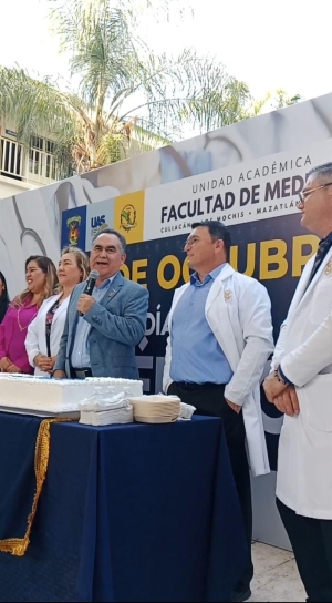 El Rector Jes&uacute;s Madue&ntilde;a encabez&oacute; los festejos del D&iacute;a del M&eacute;dico en la Facultad de Medicina de la UAS