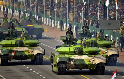 Por aranceles de Trump, la India pausa compra de armas a los Estados Unidos