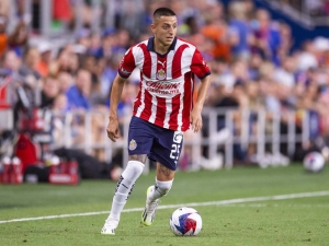 Roberto Alvarado de las Chivas es pretendido por un equipo de Turqu&iacute;a