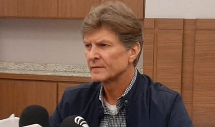 Ratifica Enrique de la Madrid que tiene levantada la mano por la Alianza Opositora para el 2024