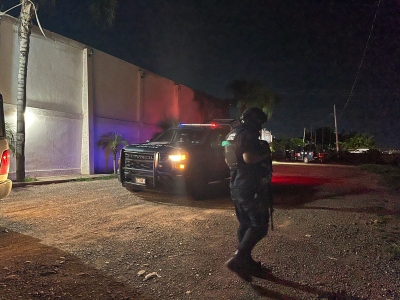 En el interior de un veh&iacute;culo localizan asesinado a un hombre, rumbo a la Feria Ganadera, al Sur de Culiac&aacute;n