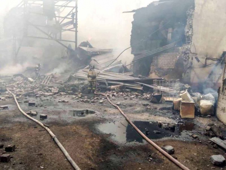 Explosi&oacute;n en planta qu&iacute;mica de Rusia deja al menos 16 muertos