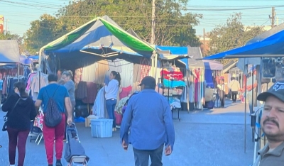 Desbandada de comerciantes y ca&iacute;da de la ventas golpearon al Tianguis Los Huizaches, reconoci&oacute; l&iacute;der