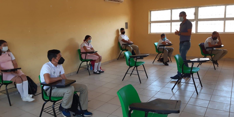 Regreso a clases no ha causado repunte de contagios; asegura L&oacute;pez-Gatell