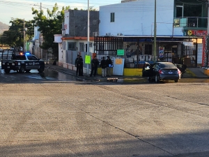 Tercer atentado a balazos de carro a carro dej&oacute; a dos hombres muertos en la colonia Los Huizaches