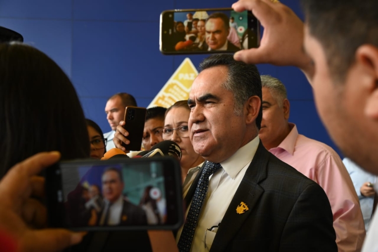 Rector lamenta que Gobernador enlode la imagen de la UAS al deslindarse de proteger a acosadores