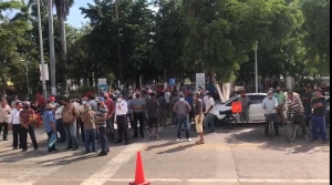 Con escrituras falsas, pretende Ayuntamiento de Navolato, despojar de terreno a ex obreros