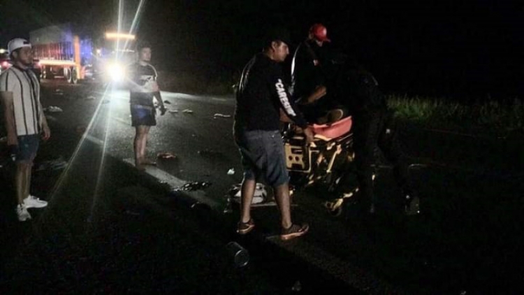 Se accidenta familia en moto al sur de Mazatl&aacute;n: mueren la mam&aacute; y beb&eacute; de tres meses