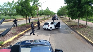 Confisca Grupo &Eacute;lite un veh&iacute;culo, arma y cargadores abastecidos, al sur de Culiac&aacute;n