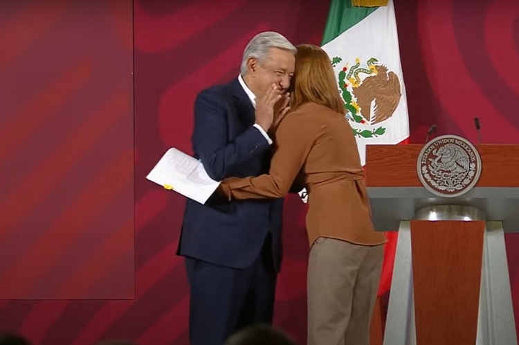 Deja Tatiana Clouthier la Secretar&iacute;a de Econom&iacute;a en tiempos de incertidumbre del pa&iacute;s: L&oacute;pez Navarrete