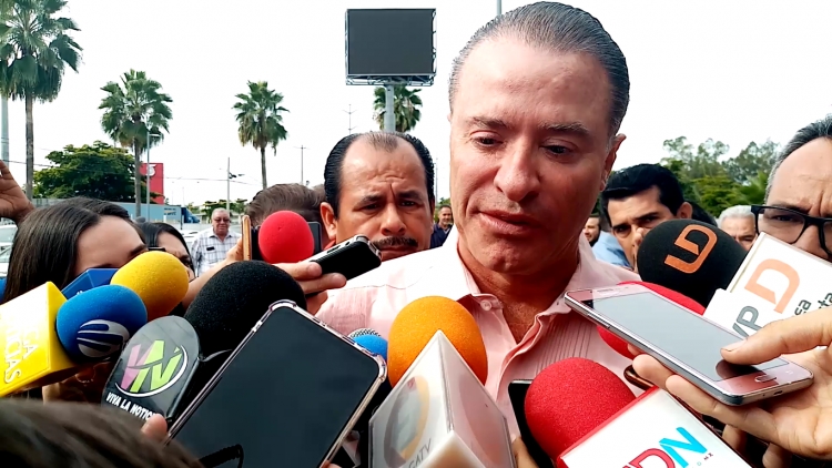 M&aacute;s apoyo psicol&oacute;gico a alumnos, plantea Gobernador ante suicidio de menor en Mazatl&aacute;n