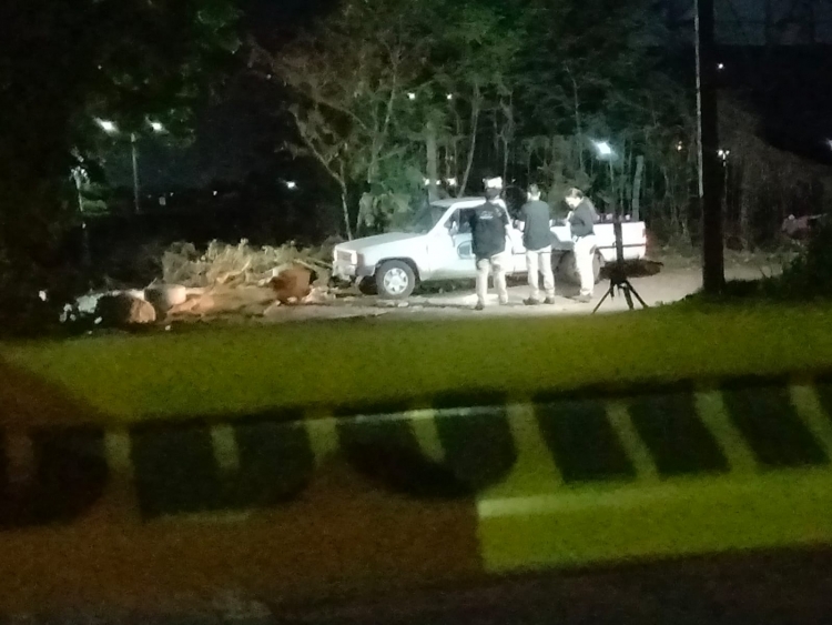 Hallan asesinado a vendedor de agua en su camioneta de trabajo, en Culiac&aacute;n