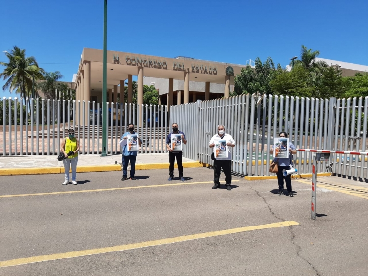Sin ventas y sin ingresos, comerciantes de la calle Morelos exigen al alcalde libere ya las calles